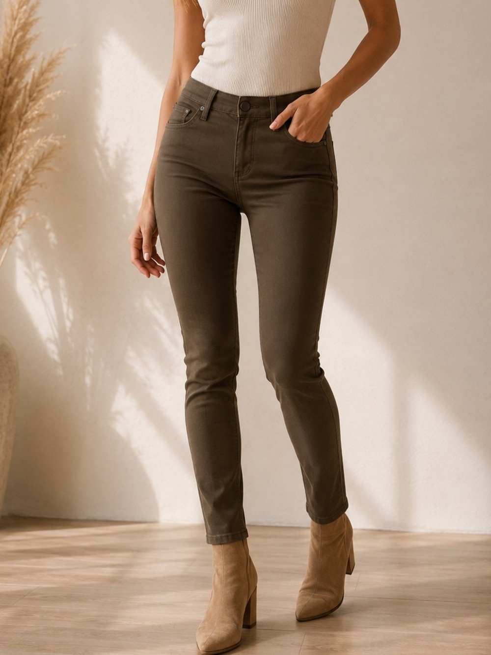 NWT AG The Prima Cigarette Leg Olive Green Size 25